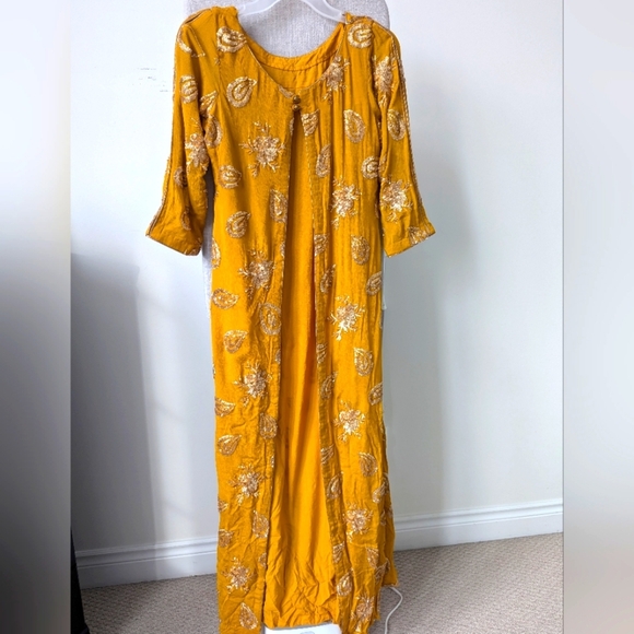 Mustard Yellow & Gold Chiffon 3 Piece Indian Punjabi Suit -BNWOT - Picture 1 of 12